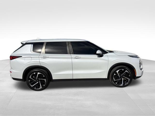 used 2022 Mitsubishi Outlander car, priced at $17,258