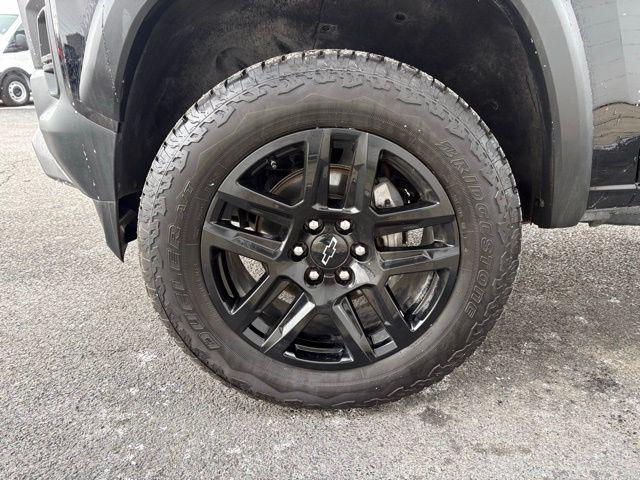 used 2024 Chevrolet Colorado car, priced at $34,900