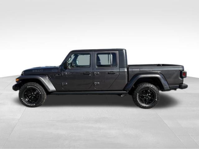used 2021 Jeep Gladiator car, priced at $26,900