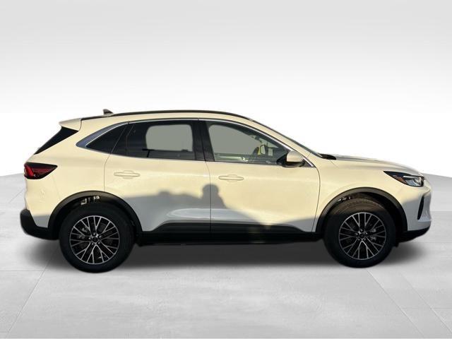 new 2026 Ford Escape PHEV car, priced at $31,238