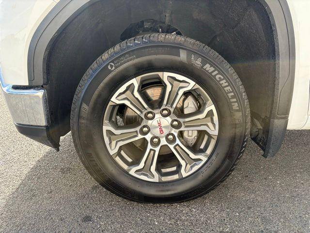 used 2024 GMC Sierra 1500 car, priced at $43,980