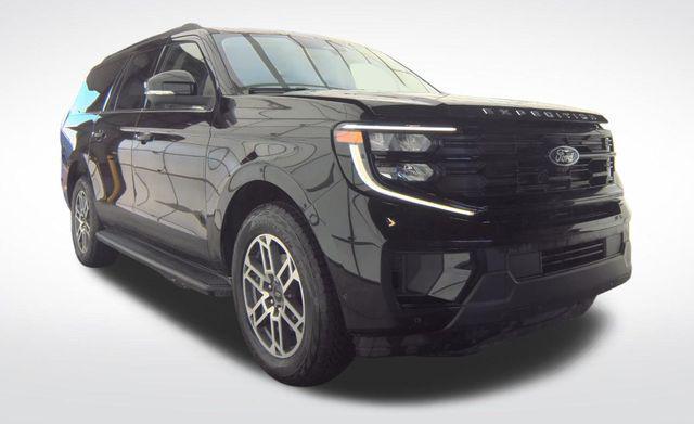 used 2025 Ford Expedition Max car, priced at $59,988