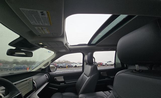 used 2025 Ford Expedition Max car, priced at $59,988