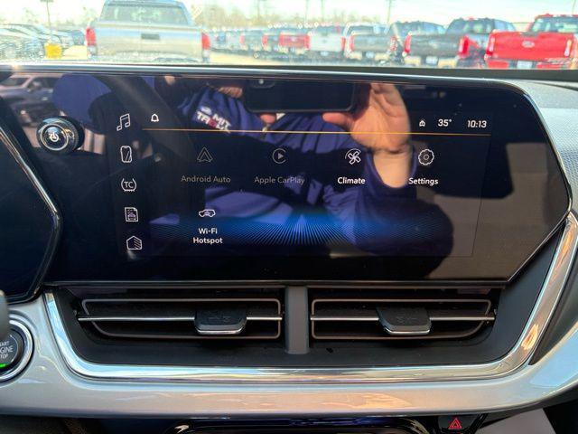 used 2025 Chevrolet Trax car, priced at $19,499