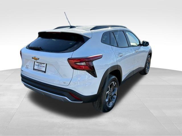 used 2025 Chevrolet Trax car, priced at $19,499