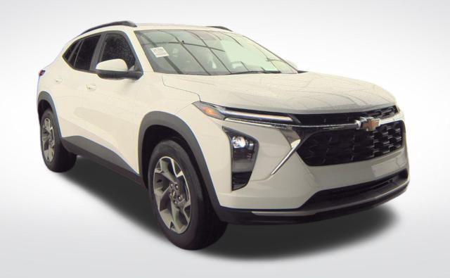 used 2025 Chevrolet Trax car, priced at $19,998