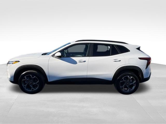 used 2025 Chevrolet Trax car, priced at $19,499