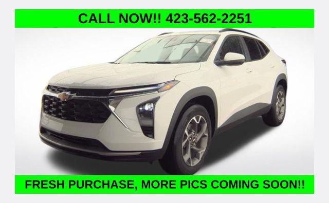 used 2025 Chevrolet Trax car, priced at $19,998