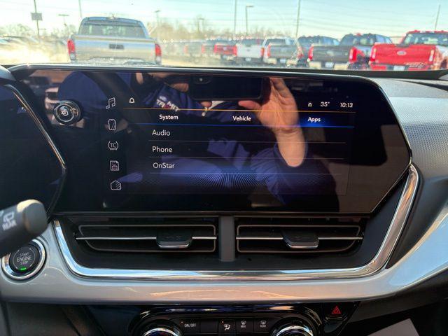 used 2025 Chevrolet Trax car, priced at $19,499