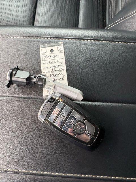 used 2024 Lincoln Nautilus car, priced at $44,490