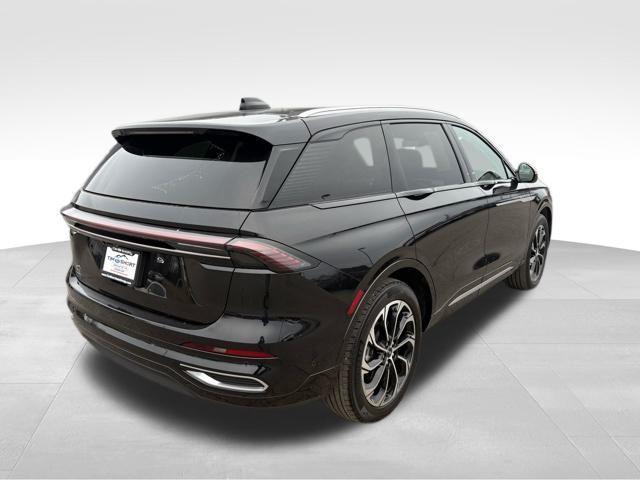 used 2024 Lincoln Nautilus car, priced at $44,490