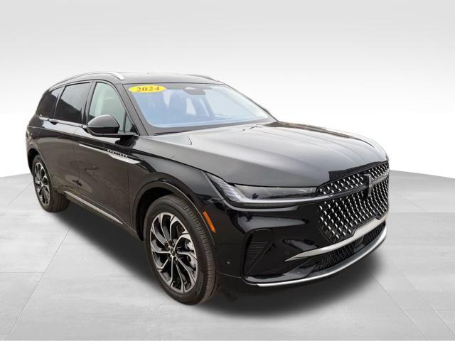 used 2024 Lincoln Nautilus car, priced at $44,490