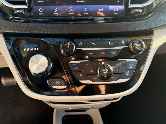 used 2024 Chrysler Pacifica car, priced at $28,563