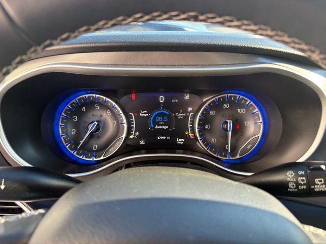 used 2024 Chrysler Pacifica car, priced at $28,563