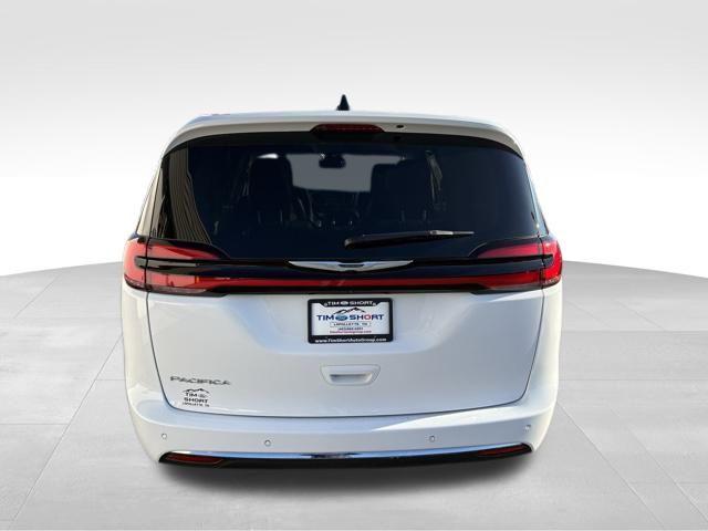 used 2024 Chrysler Pacifica car, priced at $28,563