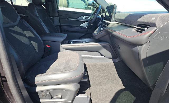 used 2025 Ford Explorer car, priced at $50,489