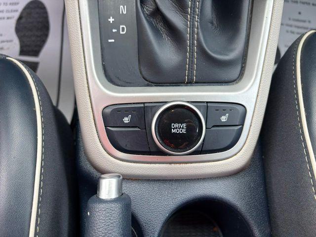 used 2021 Hyundai Venue car, priced at $14,795