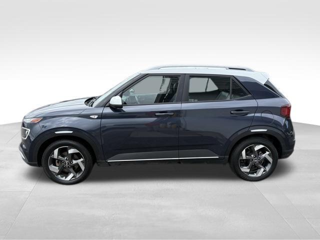 used 2021 Hyundai Venue car, priced at $14,795
