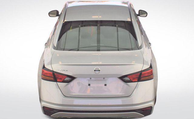 used 2022 Nissan Altima car, priced at $17,331
