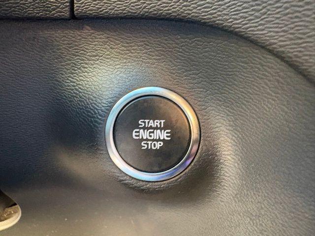 used 2021 Volvo XC40 car, priced at $22,211