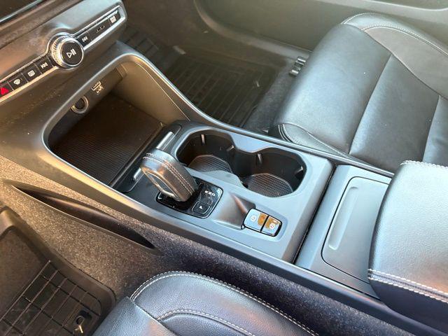 used 2021 Volvo XC40 car, priced at $22,211