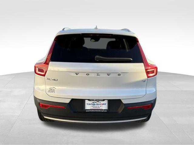 used 2021 Volvo XC40 car, priced at $22,211