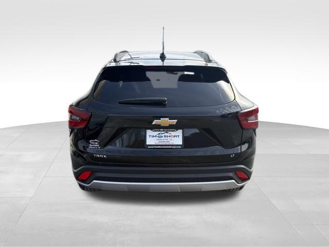used 2025 Chevrolet Trax car, priced at $20,183