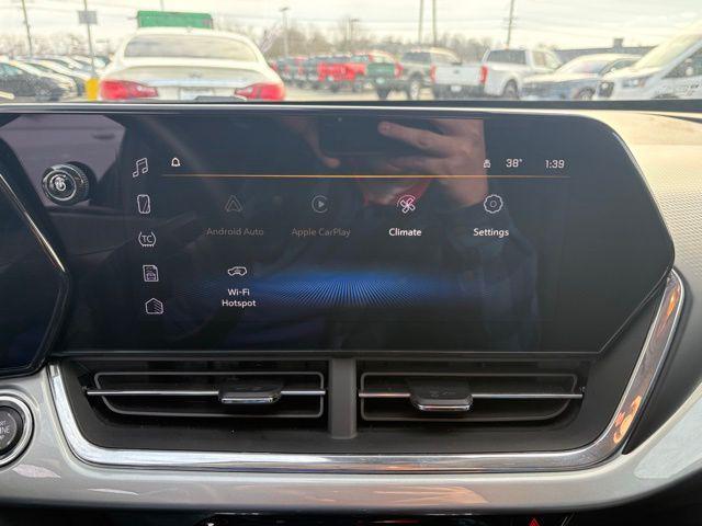 used 2025 Chevrolet Trax car, priced at $20,183