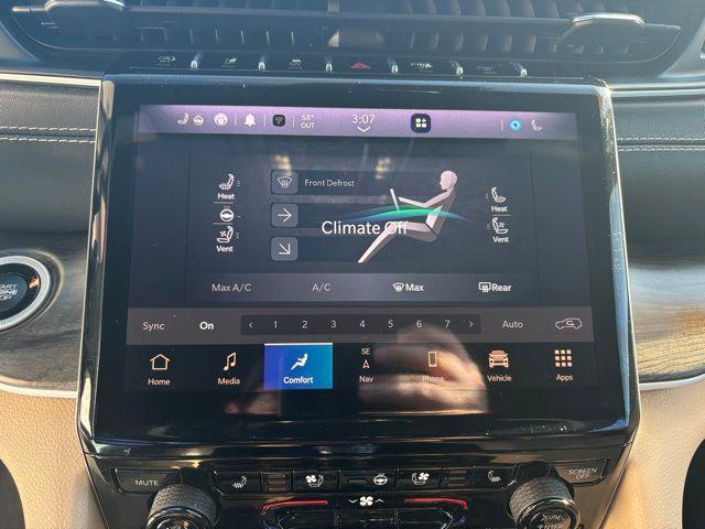 used 2023 Jeep Grand Cherokee car, priced at $23,621