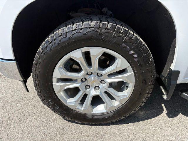 used 2024 Chevrolet Silverado 1500 car, priced at $41,502
