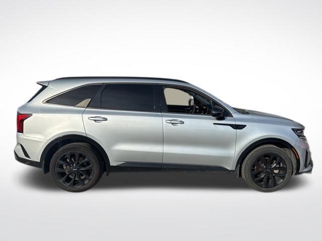 used 2022 Kia Sorento car, priced at $25,894