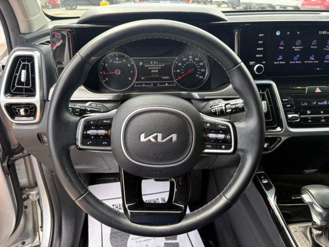 used 2022 Kia Sorento car, priced at $25,894