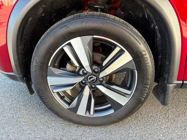 used 2023 Nissan Rogue car, priced at $25,121