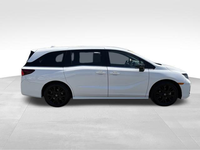 used 2025 Honda Odyssey car, priced at $36,883
