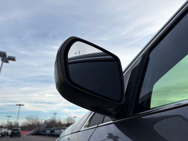 used 2022 Ford Edge car, priced at $16,499