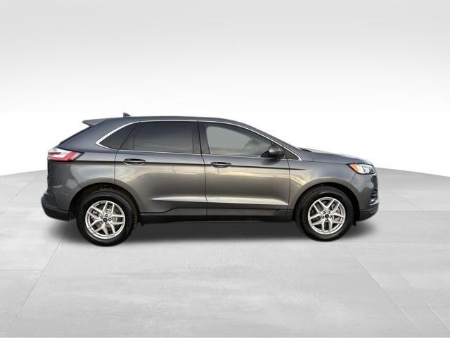 used 2022 Ford Edge car, priced at $16,499