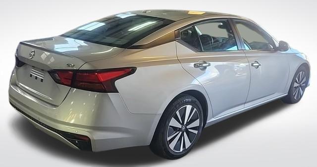 used 2022 Nissan Altima car, priced at $15,164