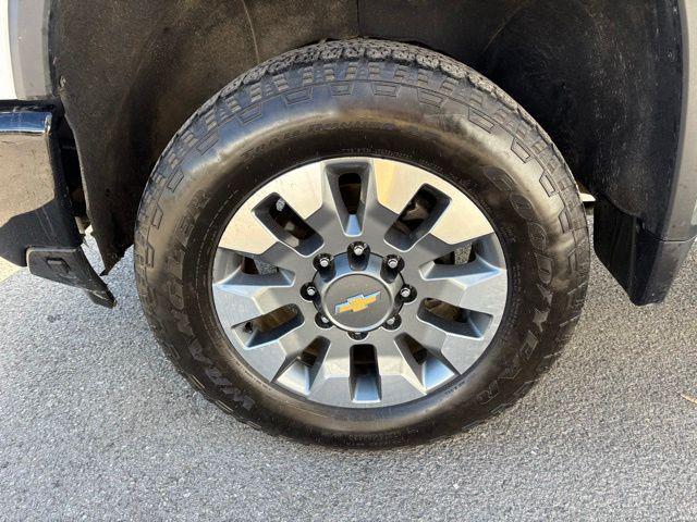 used 2024 Chevrolet Silverado 2500 car, priced at $50,395
