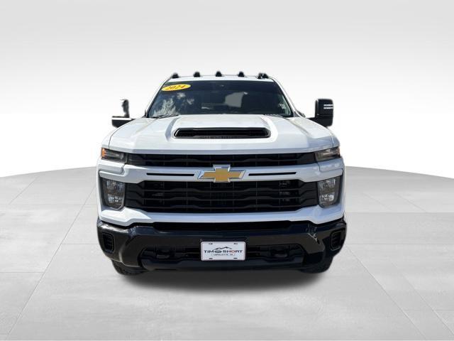 used 2024 Chevrolet Silverado 2500 car, priced at $50,395