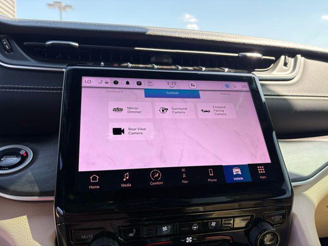 used 2025 Jeep Grand Cherokee car, priced at $37,828