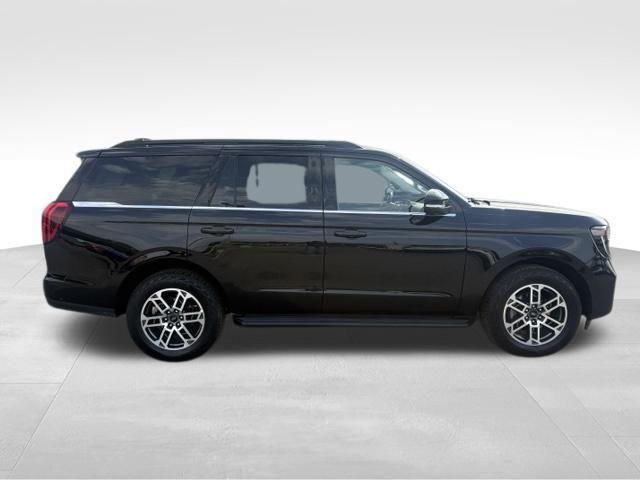 used 2025 Ford Expedition car, priced at $55,395