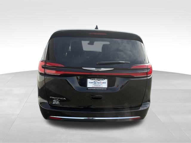 used 2024 Chrysler Pacifica car, priced at $28,585