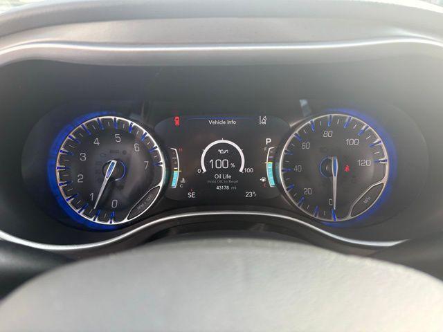 used 2024 Chrysler Pacifica car, priced at $28,585