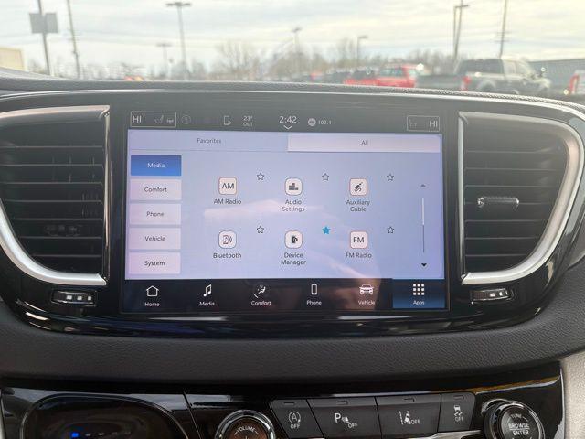 used 2024 Chrysler Pacifica car, priced at $28,585