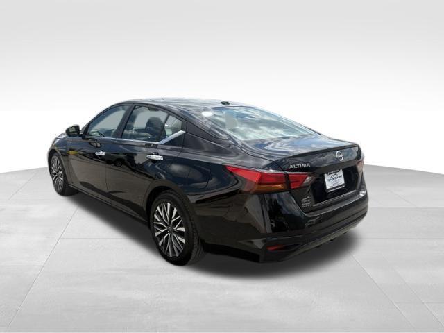 used 2025 Nissan Altima car, priced at $20,795