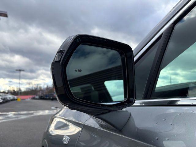 used 2024 Cadillac XT6 car, priced at $41,798