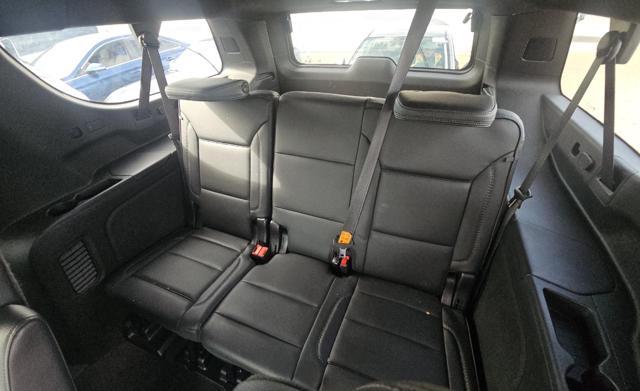 used 2024 GMC Yukon XL car, priced at $65,318