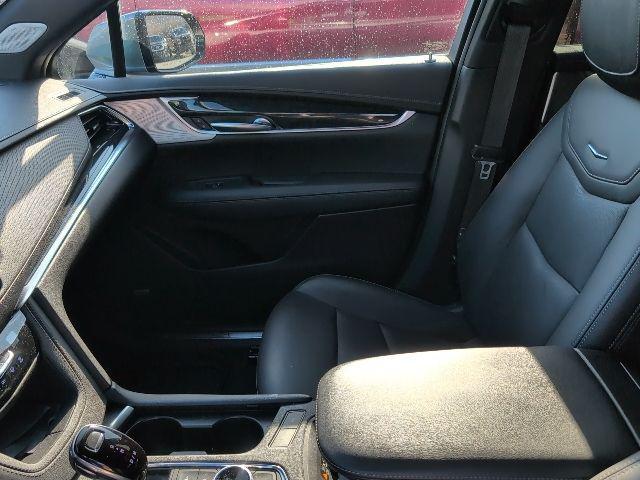 used 2021 Cadillac XT5 car, priced at $29,803