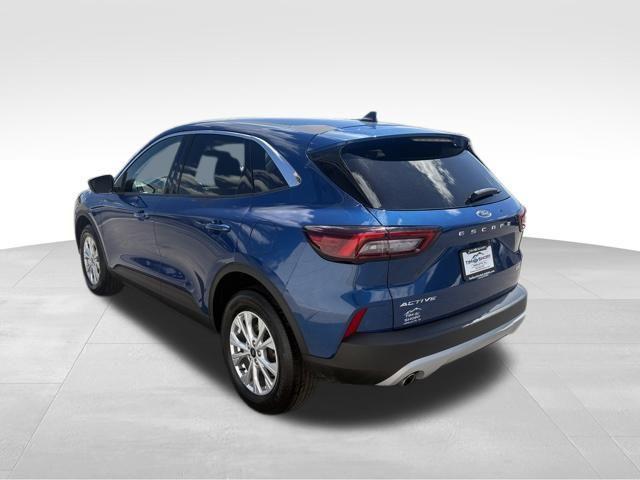 used 2023 Ford Escape car, priced at $23,894