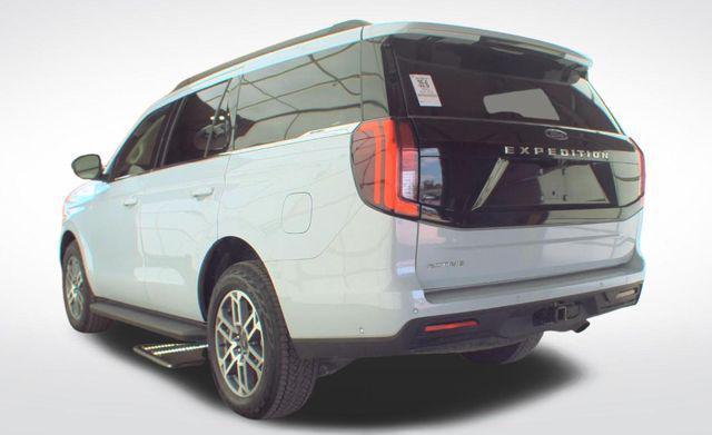 used 2025 Ford Expedition car, priced at $57,795